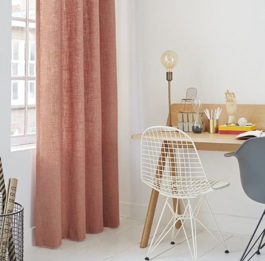 De juiste confectie voor perfecte gordijnen vind je bij Home Interior!