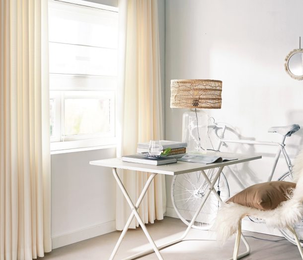Overgordijnen vind je, ook op maat gemaakt, bij Home Interior!