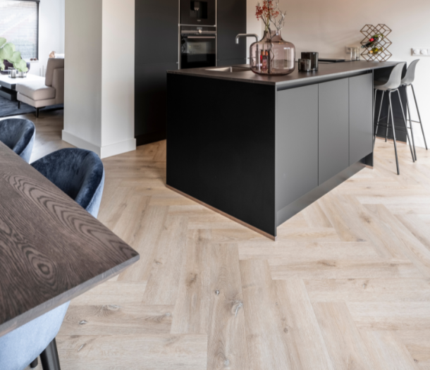 Vloer – pvc – therdex – licht – staand – keuken – houtlook – visgraat (3).jpg