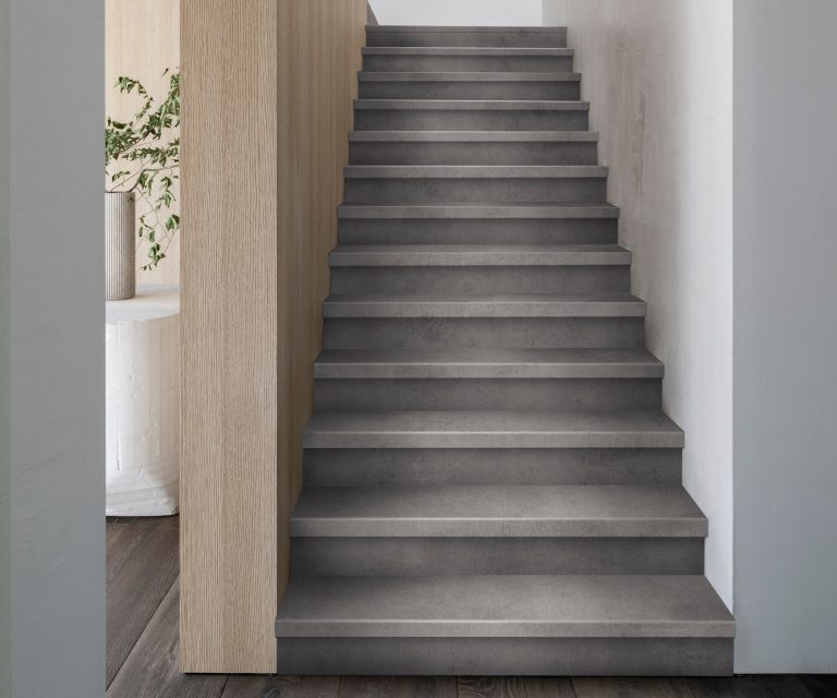 PVC traprenovatie Betonlook bij Home Interior