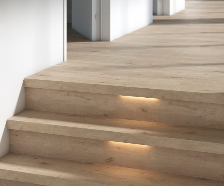 Traprenovatie met verlichting bij Home Interior