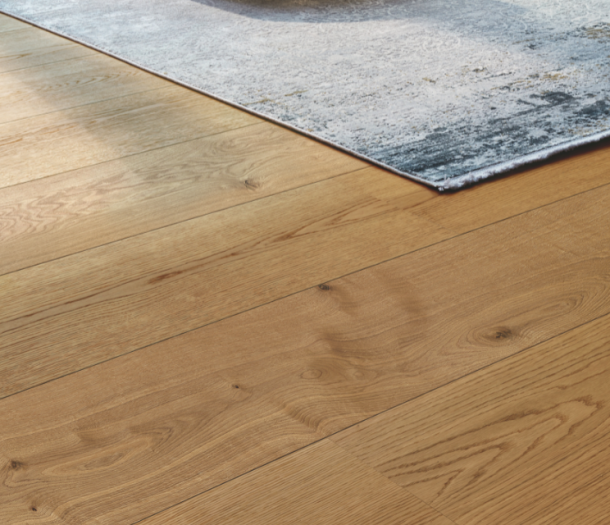 Robuuste houtlook Fineerparket Lindura vloer in de woonkamer