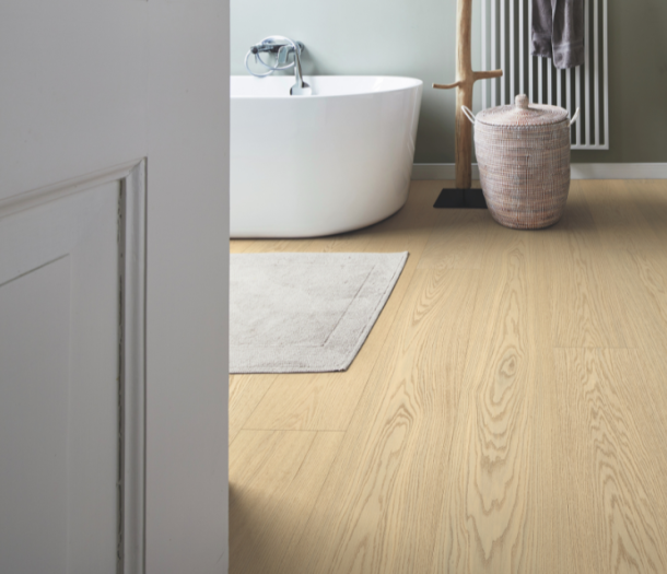 Lindura fineerparket in de badkamer