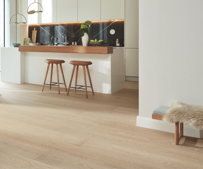 Lindura fineerparket in de keuken