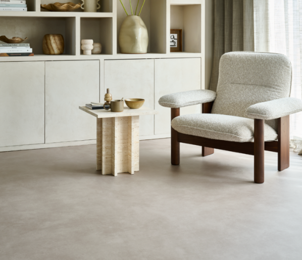 Vinyl betonlook in de zithoek