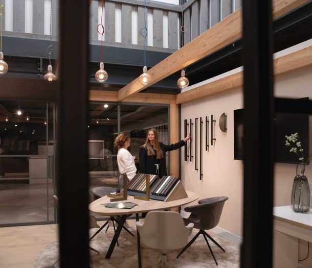 Stuys by Cor Paint woonwinkel stalen deuren